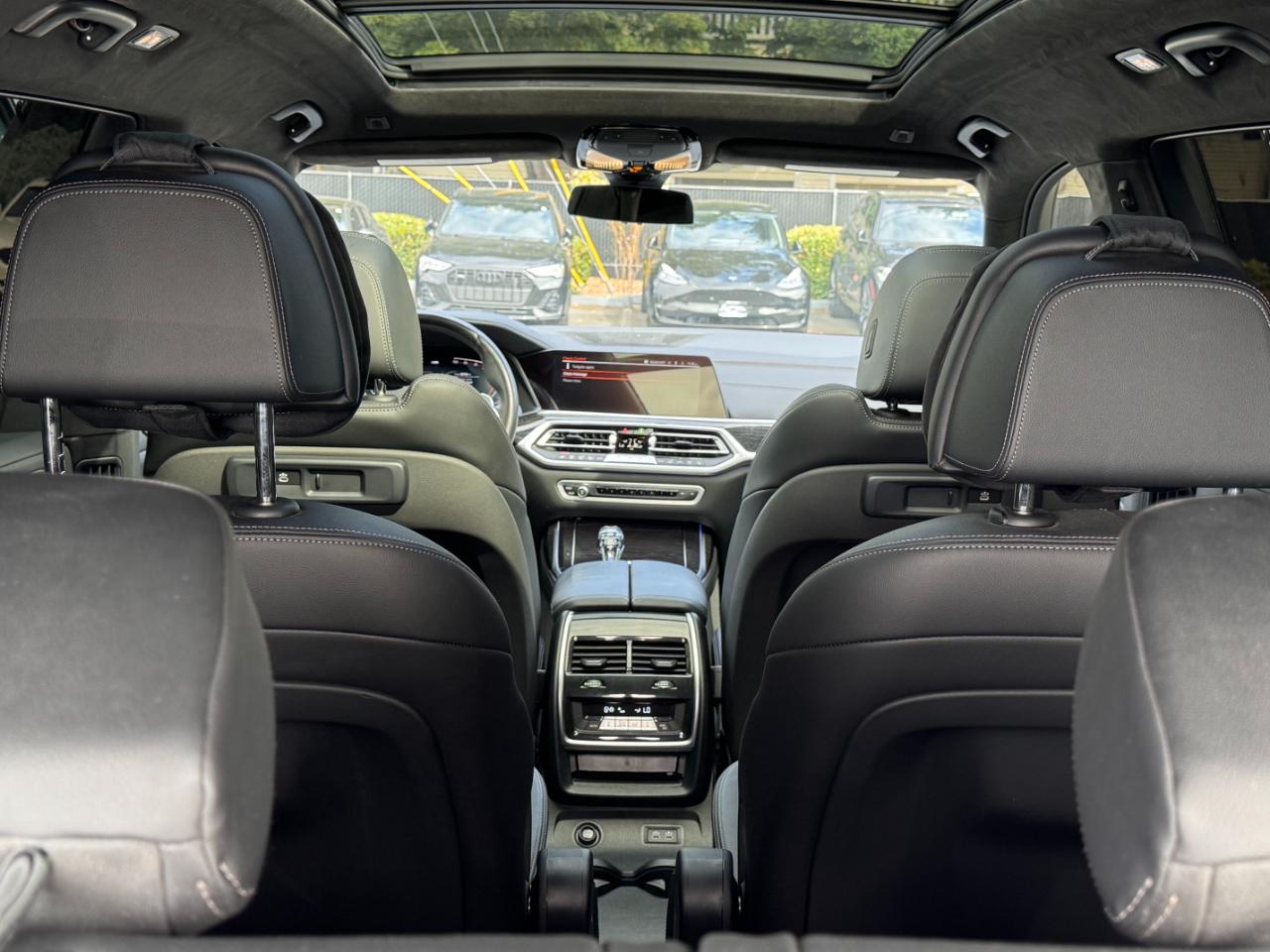 BMW X7 xDrive40i Sports Activity Vehicle 2022