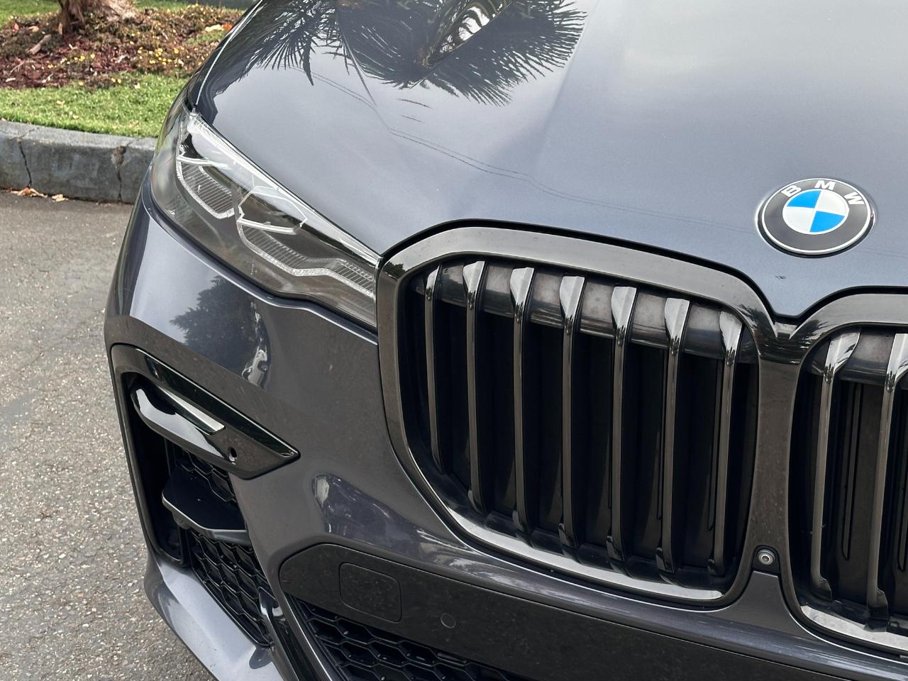 BMW X7  2022