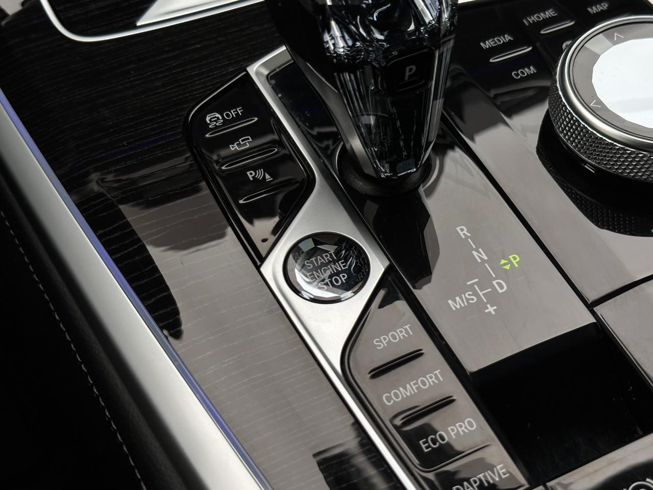 BMW X7  2022