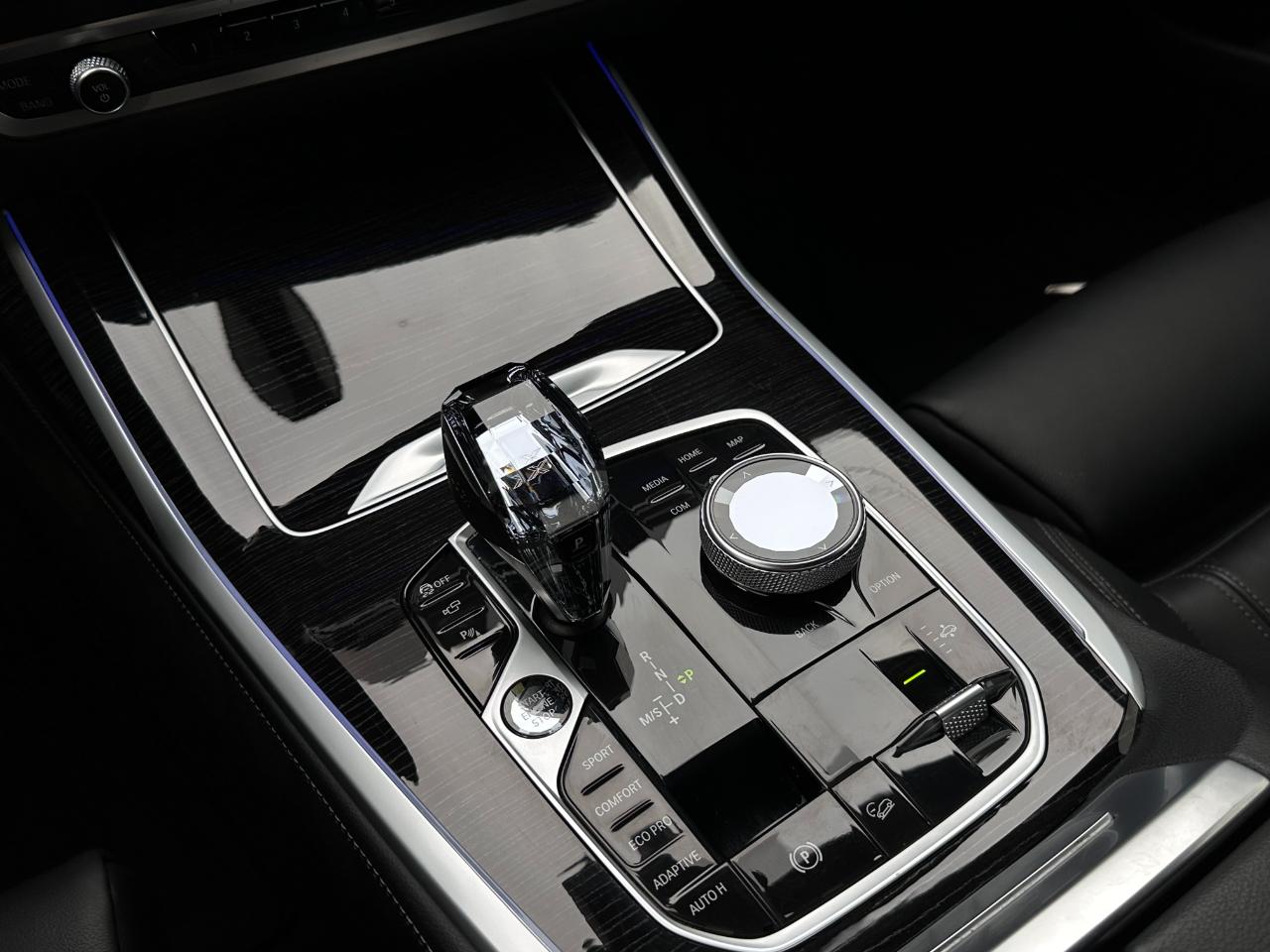 BMW X7  2022