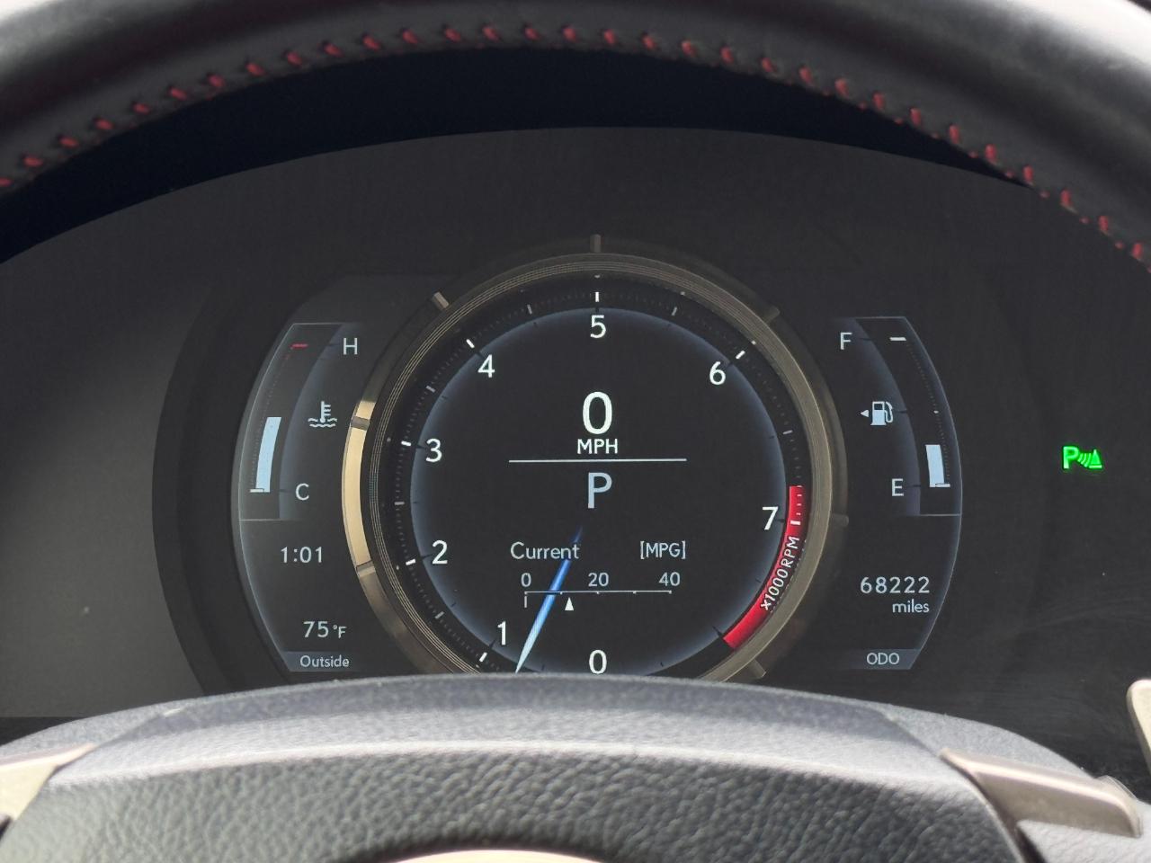 Lexus IS  2019