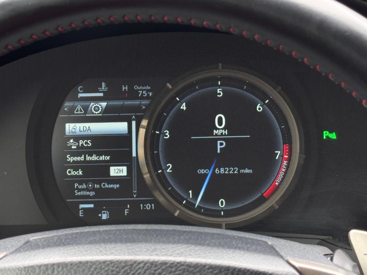 Lexus IS  2019