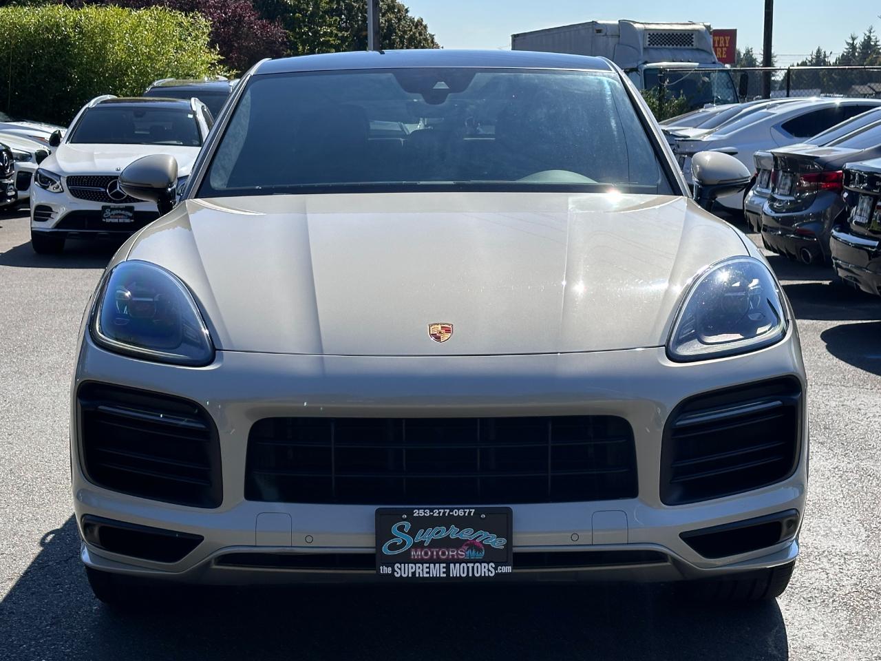 Porsche Cayenne GTS Coupe AWD 2021