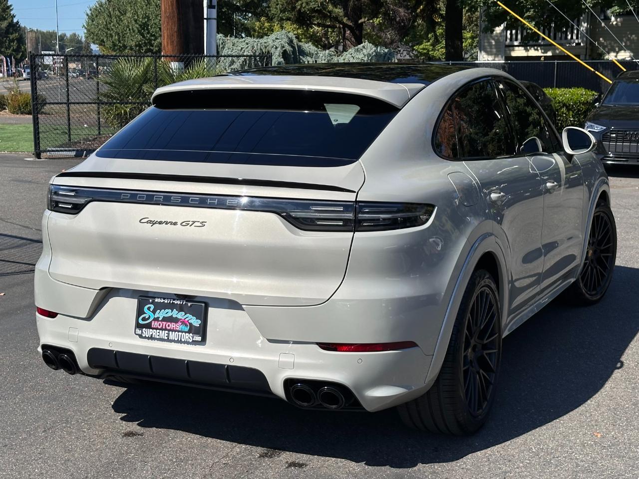 Porsche Cayenne GTS Coupe AWD 2021