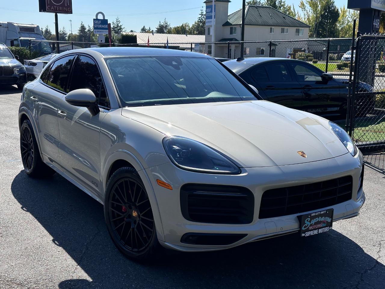 Porsche Cayenne GTS Coupe AWD 2021