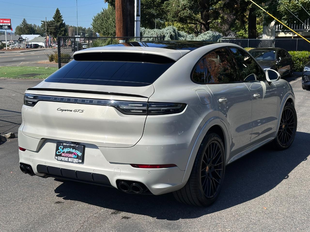 Porsche Cayenne GTS Coupe AWD 2021