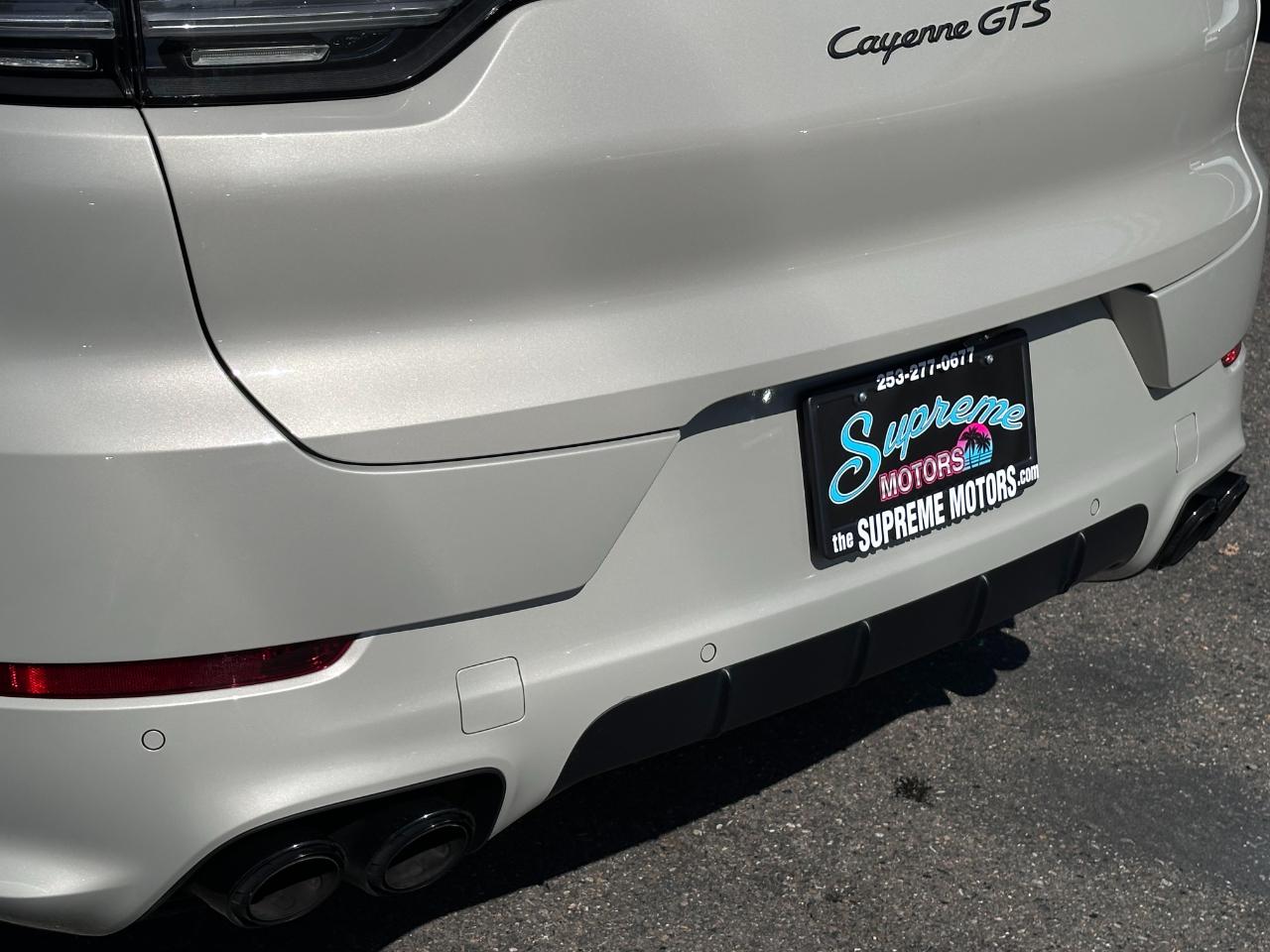 Porsche Cayenne GTS Coupe AWD 2021