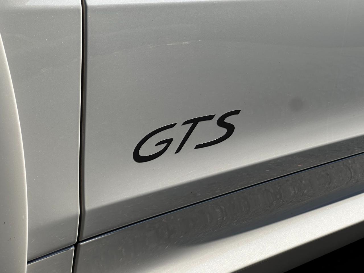 Porsche Cayenne GTS Coupe AWD 2021