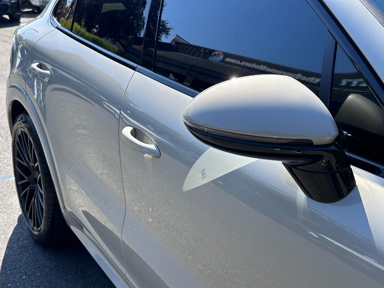Porsche Cayenne GTS Coupe AWD 2021