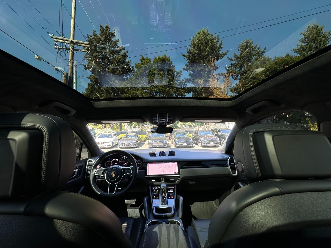 Porsche Cayenne GTS Coupe AWD 2021
