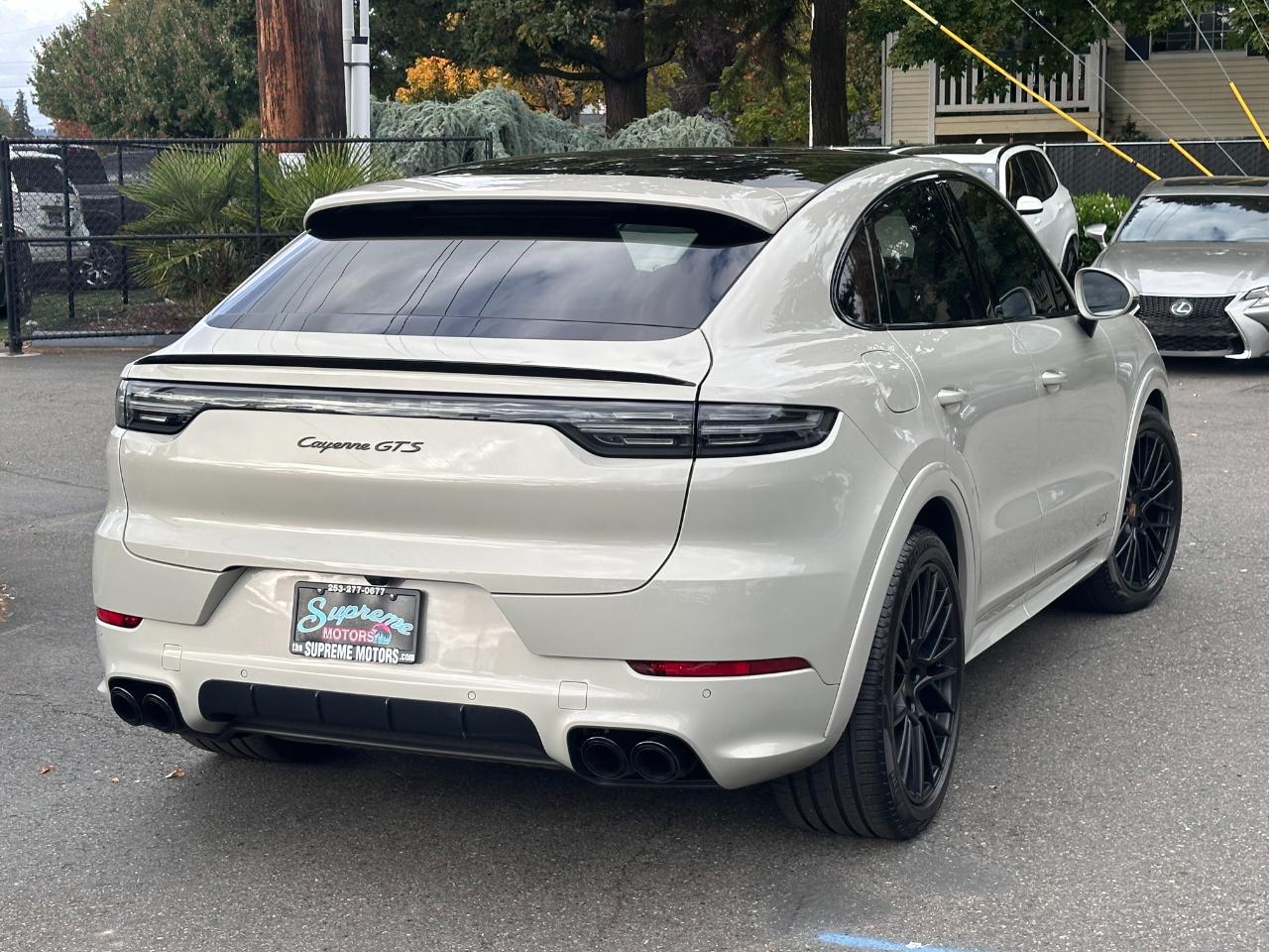 Porsche Cayenne GTS Coupe AWD 2021