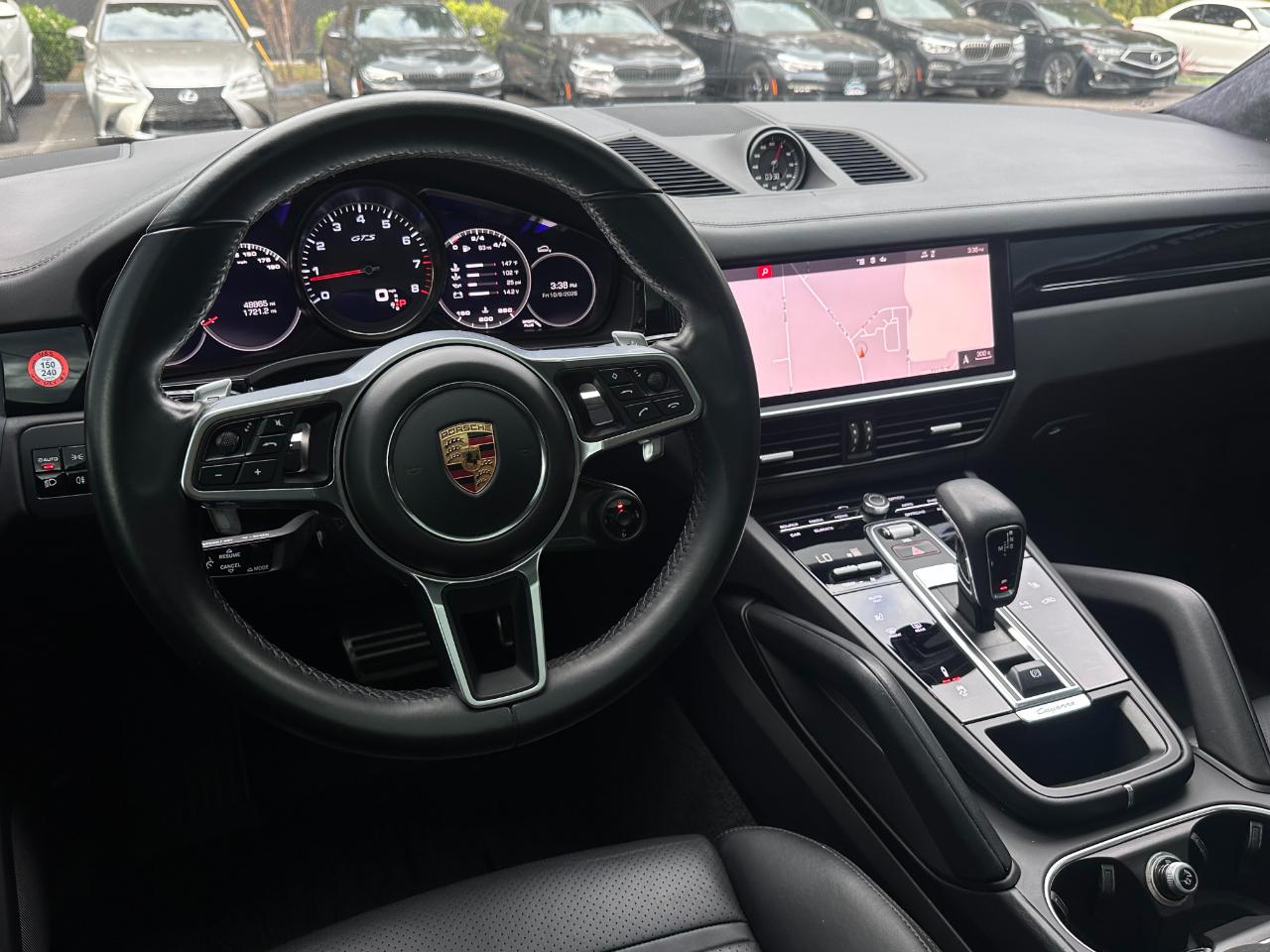 Porsche Cayenne GTS Coupe AWD 2021