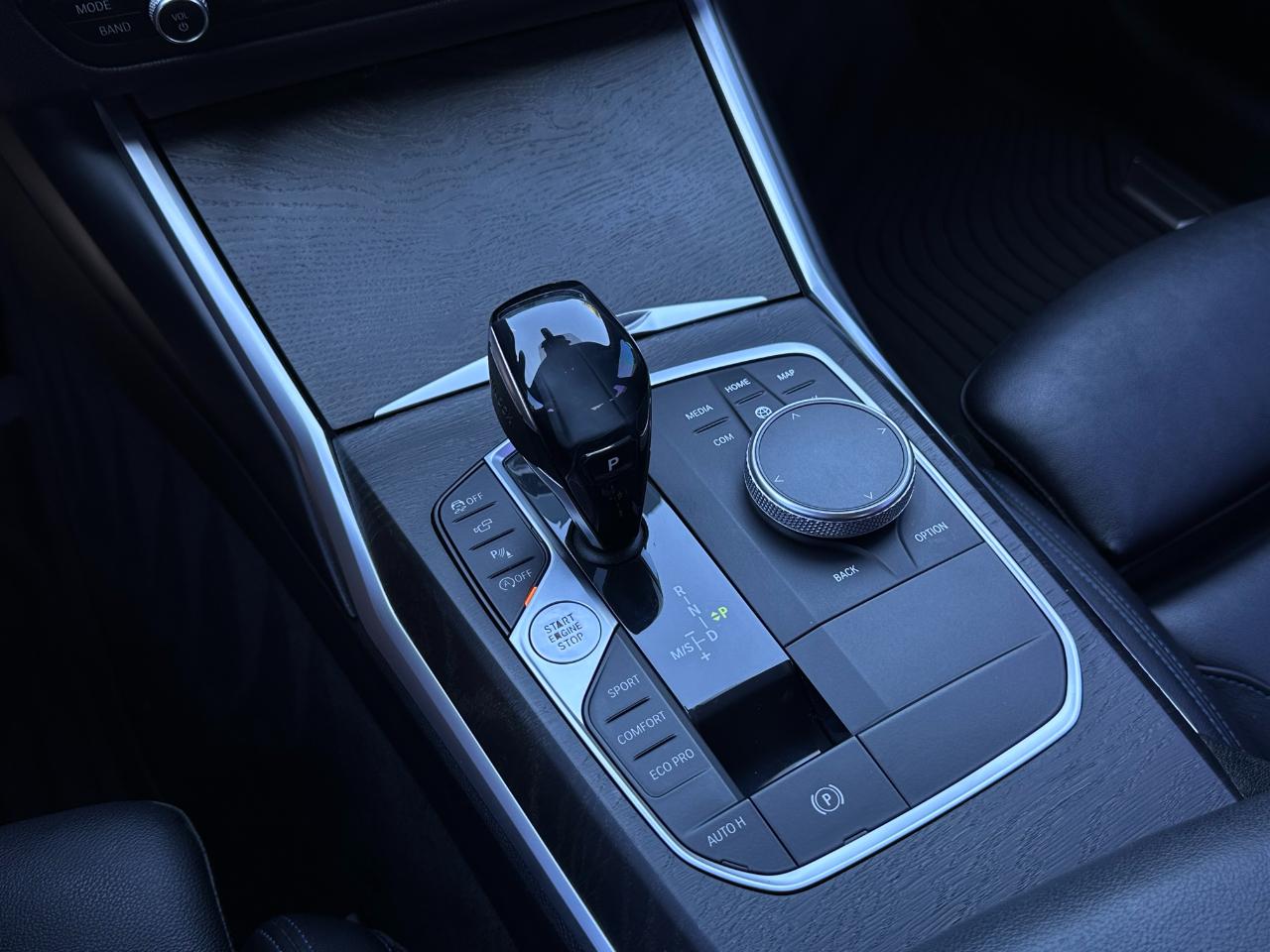 BMW 3 Series  2020