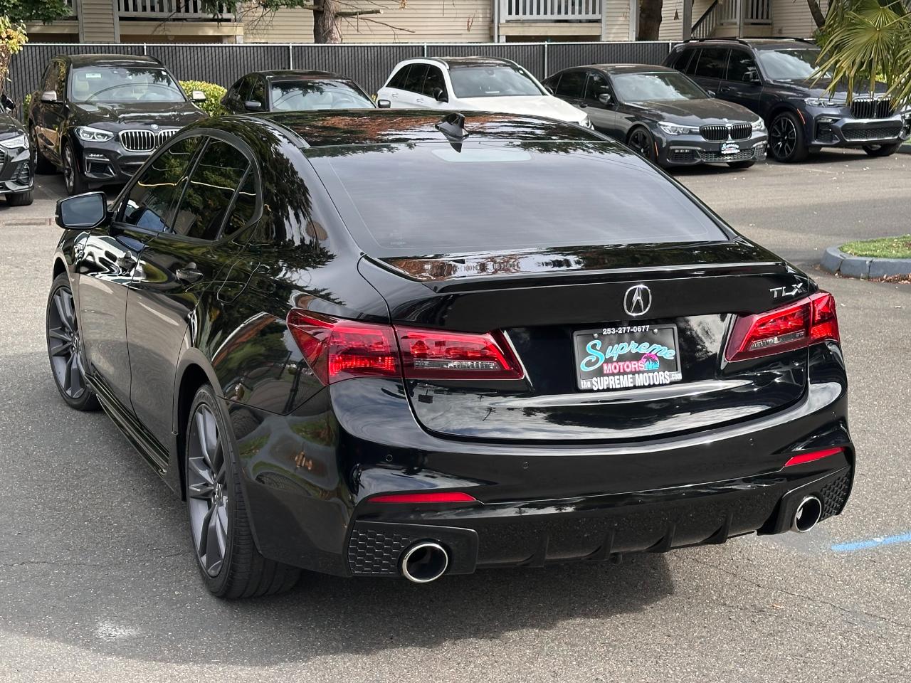 Acura TLX photo 8