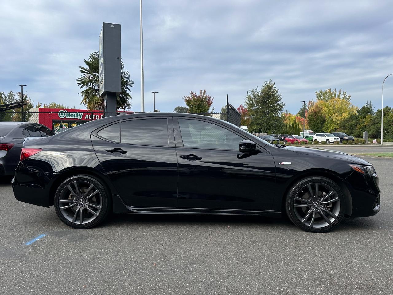 Acura TLX photo 25