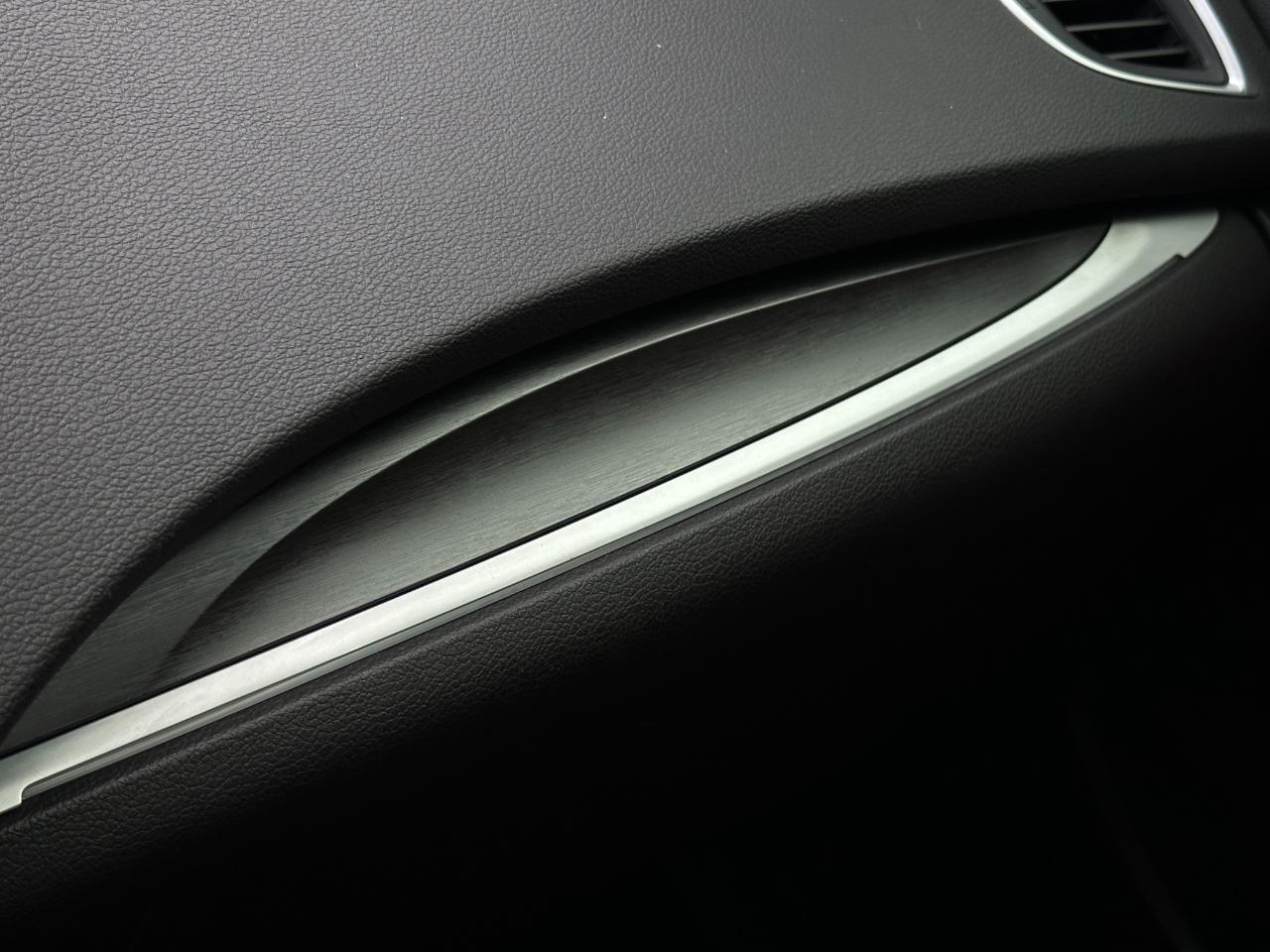 Acura TLX photo 34