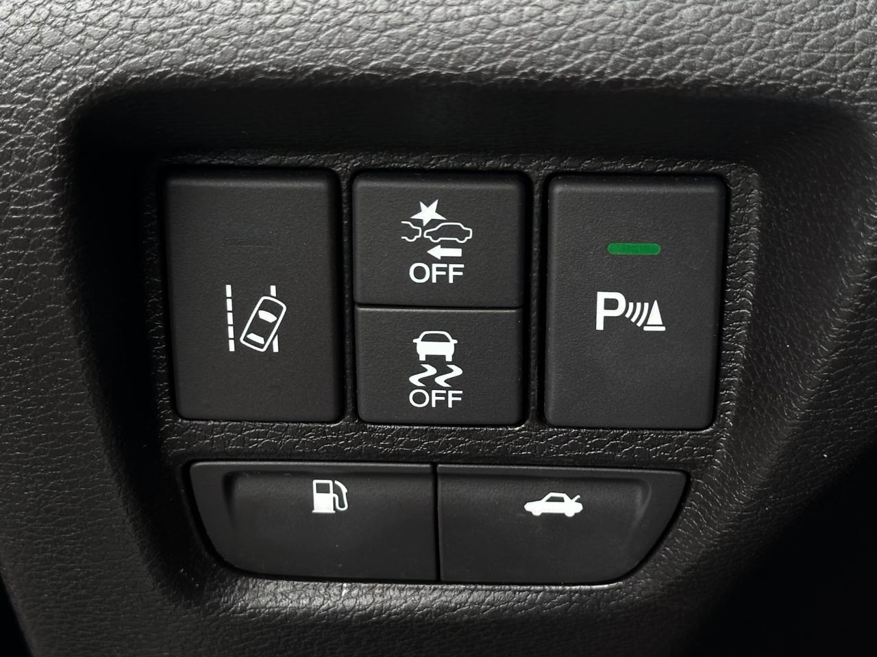 Acura TLX photo 33