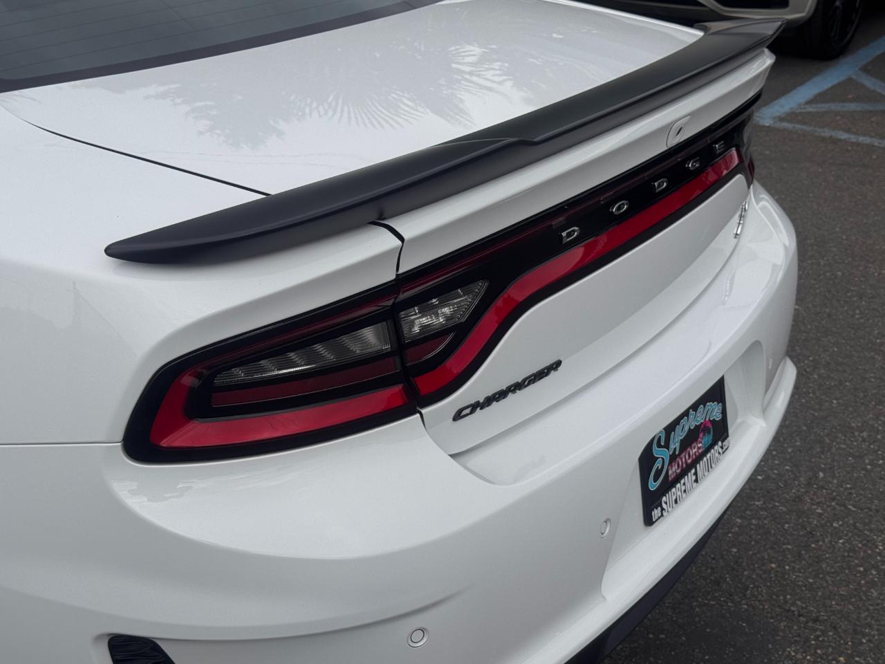 Dodge Charger photo 34