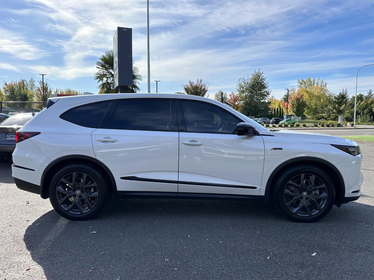 Acura MDX SH-AWD w/A-Spec Package 2023