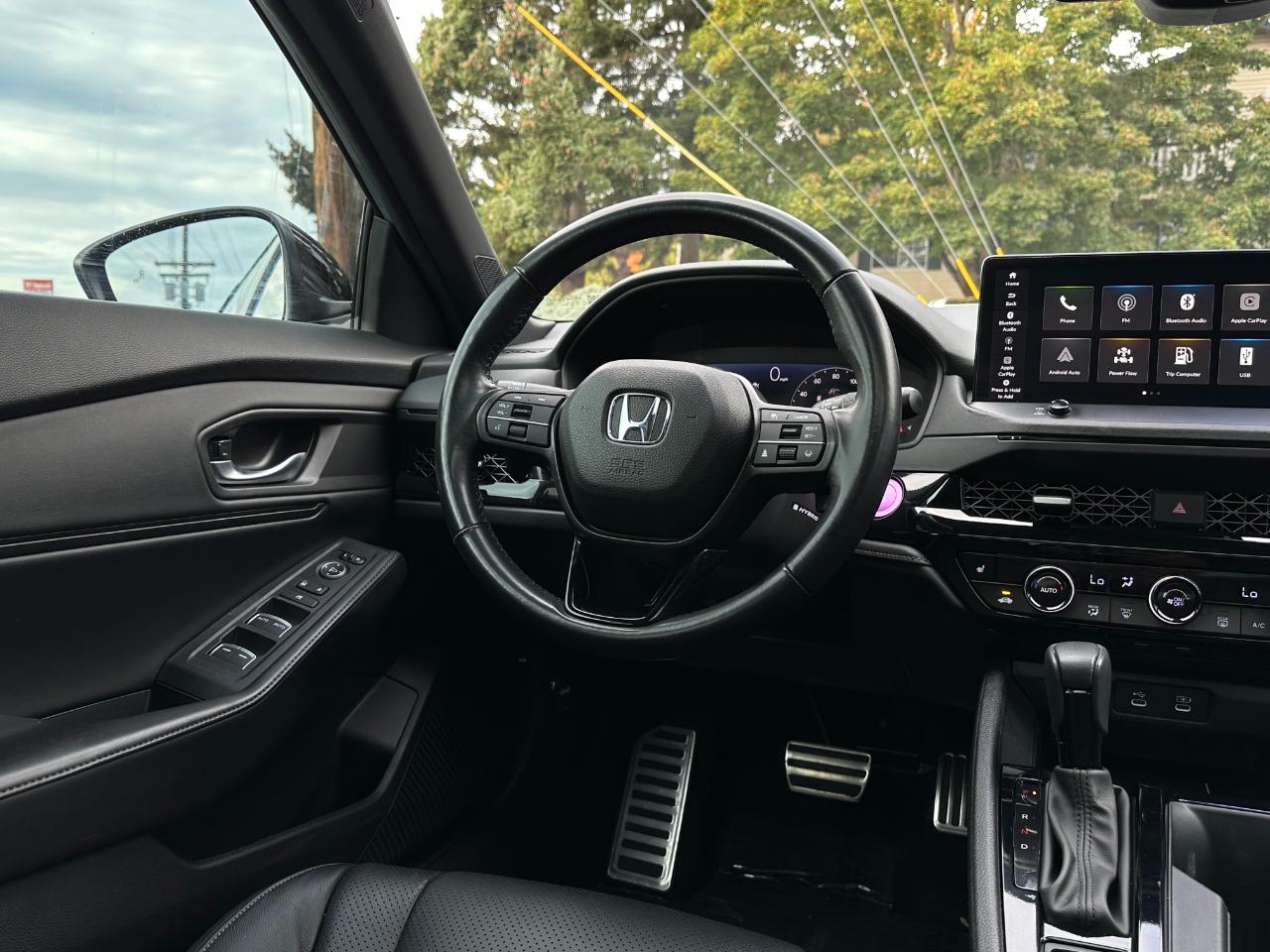 Honda Accord photo 24
