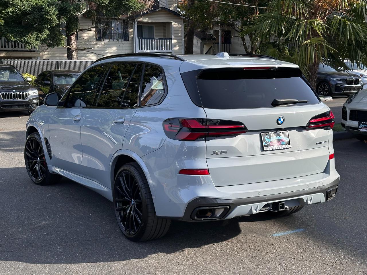 BMW X5 xDrive40i Sports Activity Vehicle 2025
