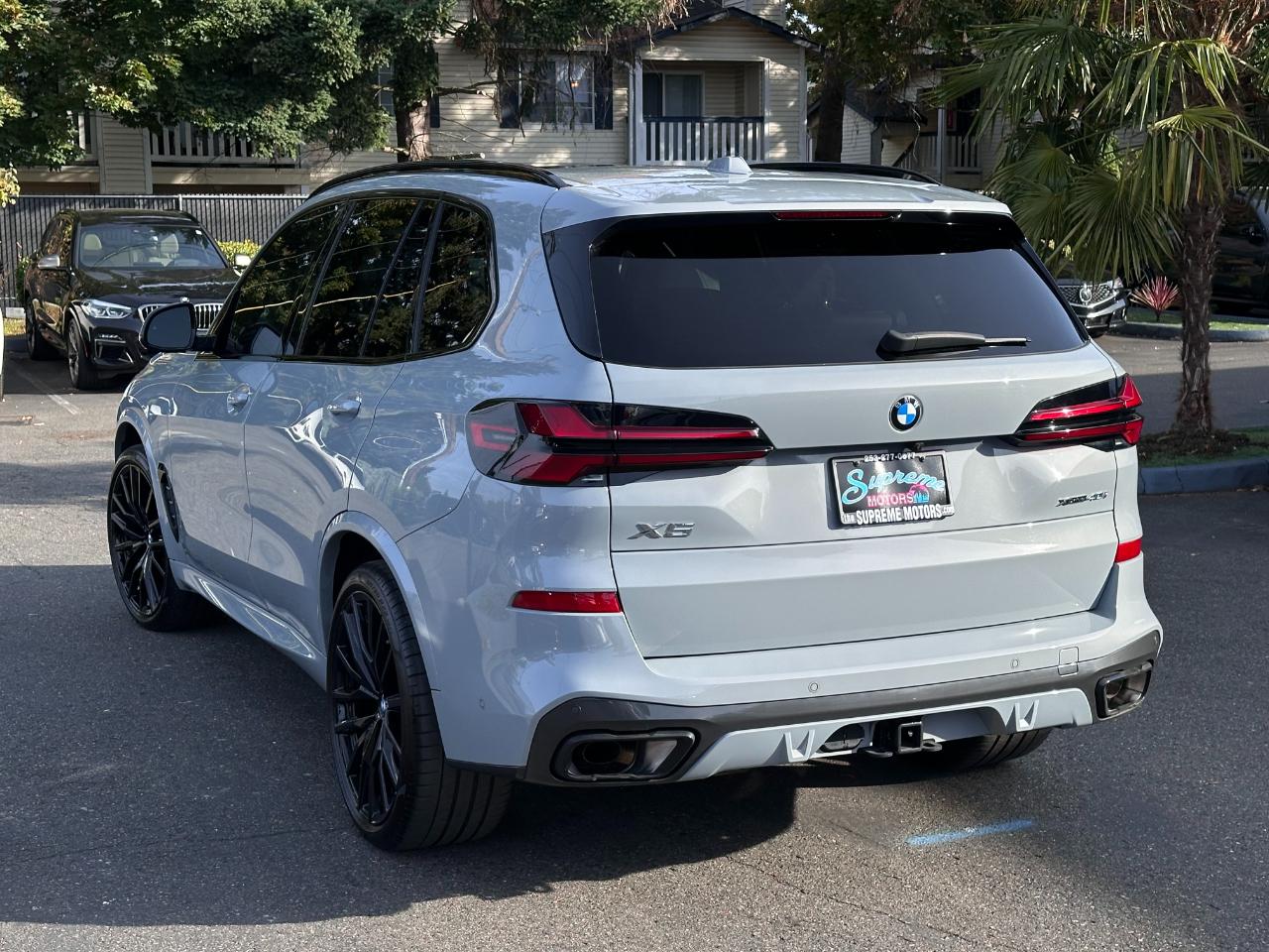BMW X5 xDrive40i Sports Activity Vehicle 2025
