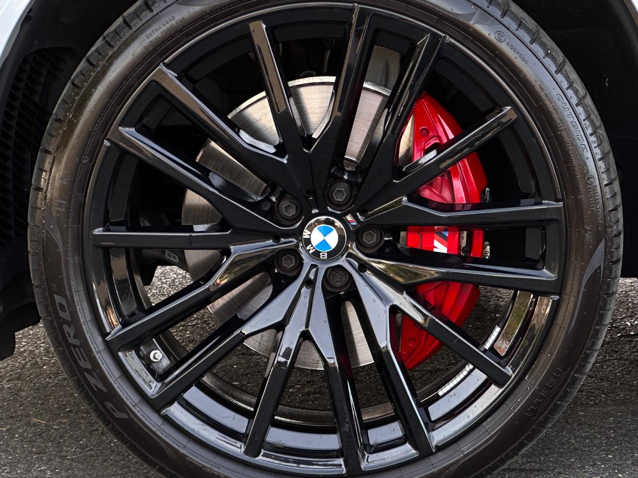 BMW X5 xDrive40i Sports Activity Vehicle 2025