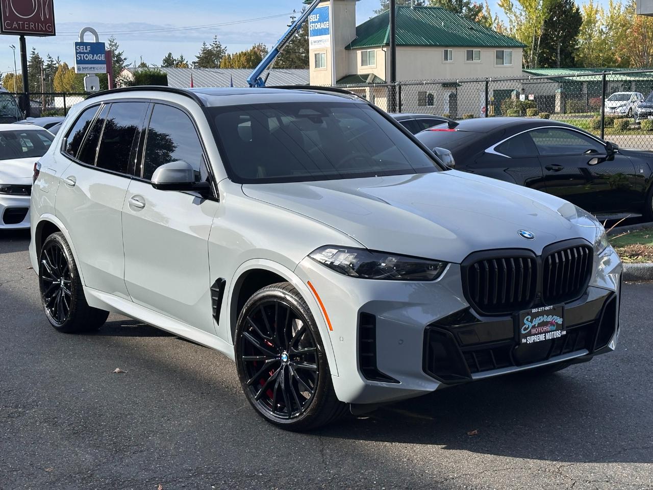 BMW X5 xDrive40i Sports Activity Vehicle 2025