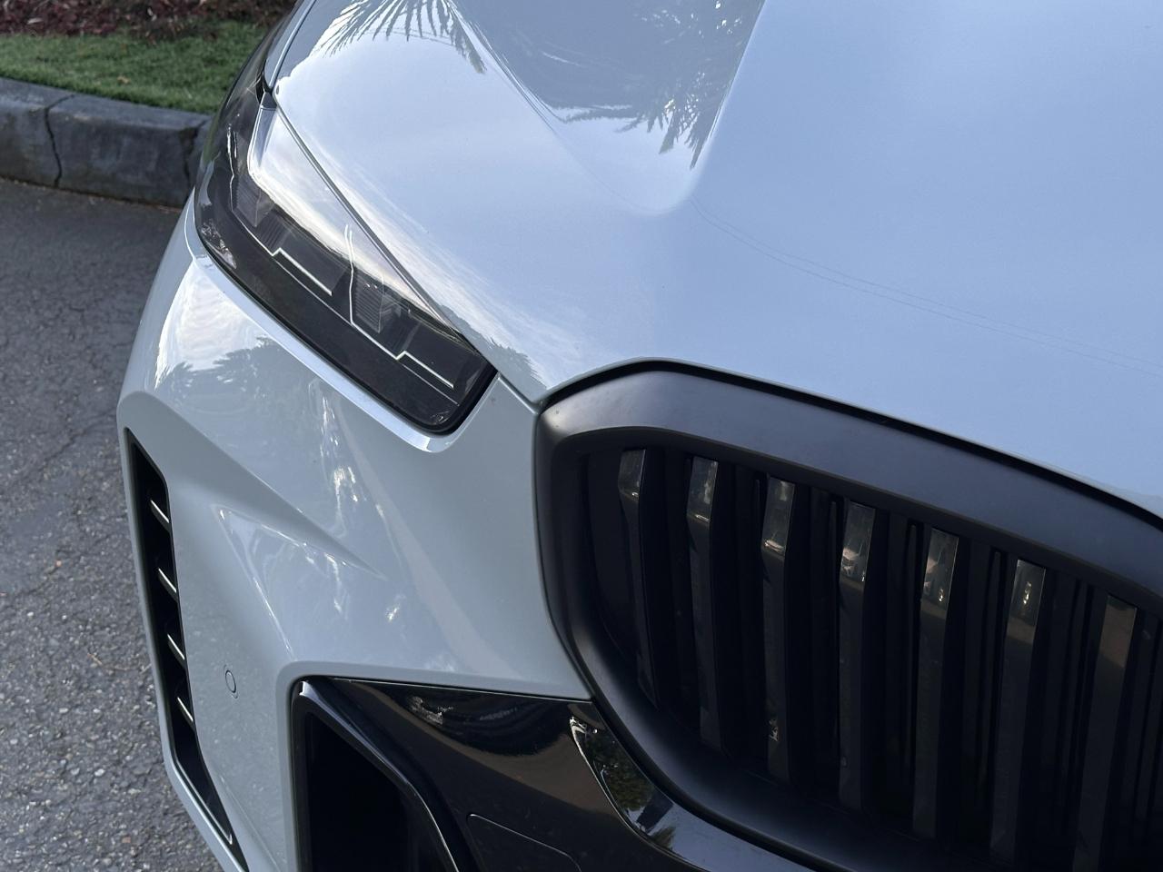 BMW X5 xDrive40i Sports Activity Vehicle 2025