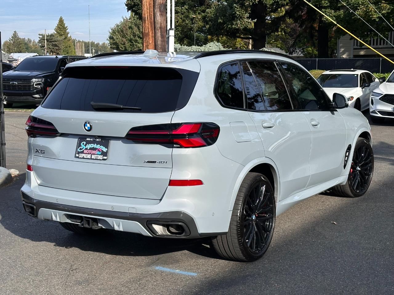 BMW X5 xDrive40i Sports Activity Vehicle 2025