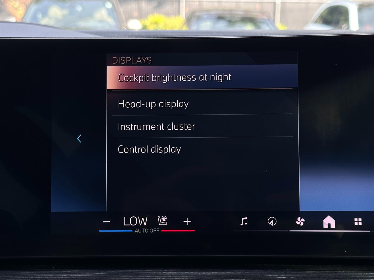 BMW X5 xDrive40i Sports Activity Vehicle 2025
