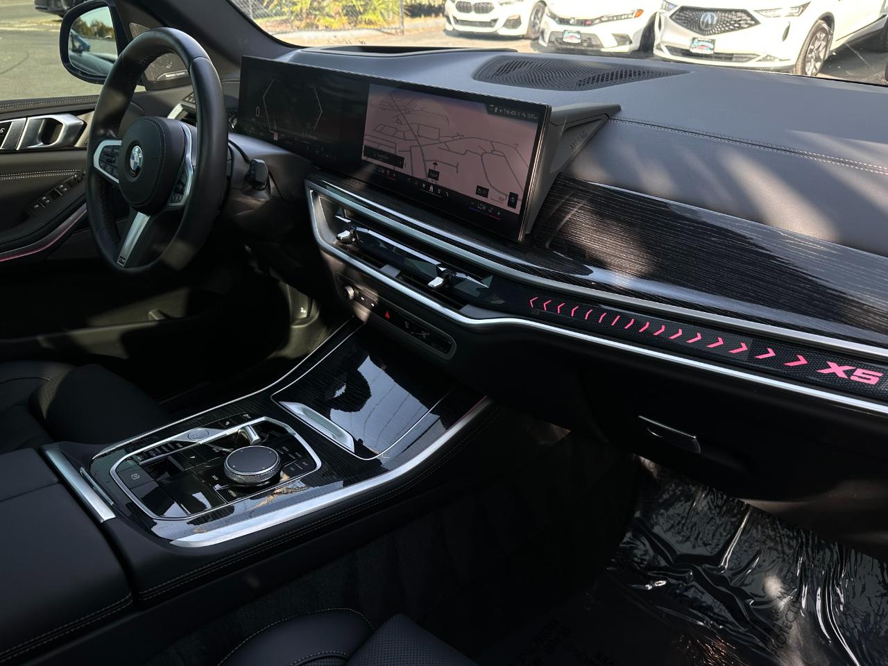 BMW X5 xDrive40i Sports Activity Vehicle 2025