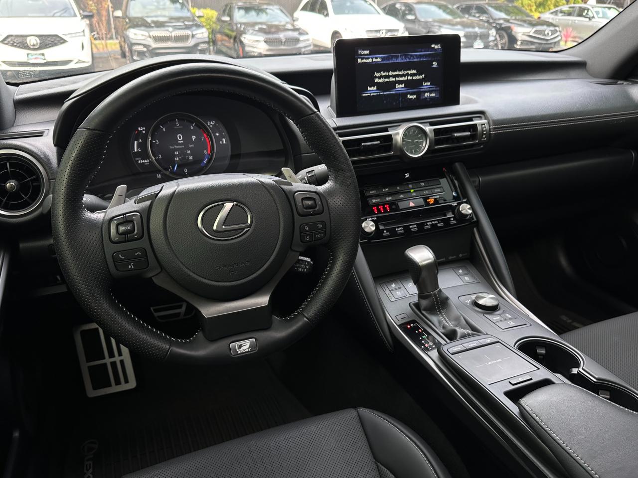 Lexus IS  2021