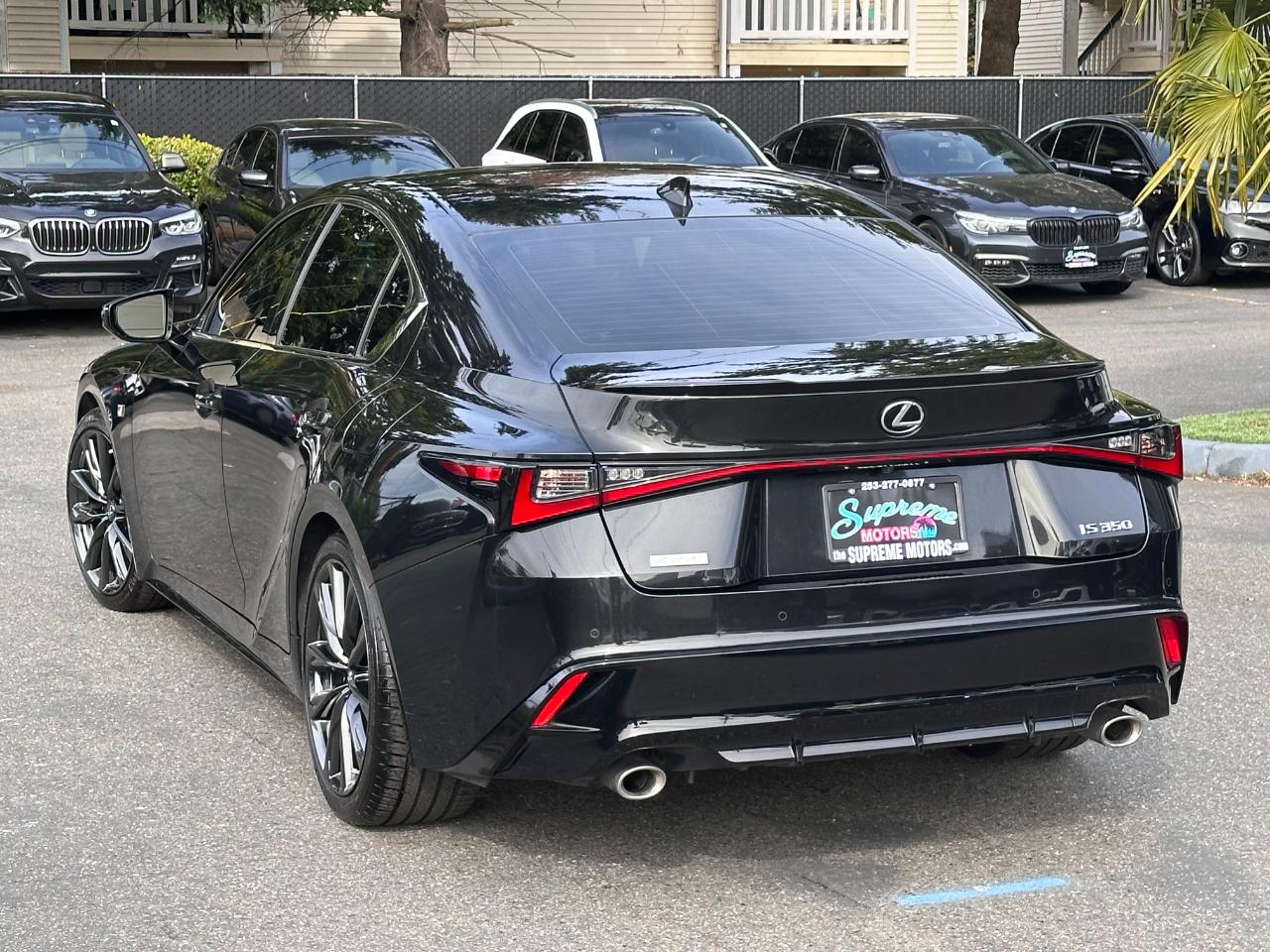 Lexus IS  2021