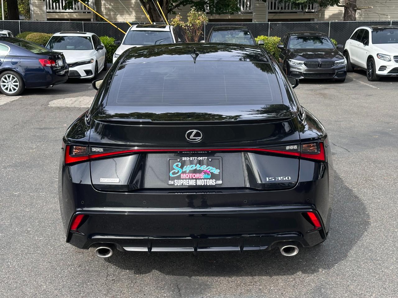 Lexus IS  2021