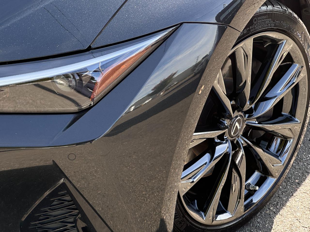 Lexus IS  2021