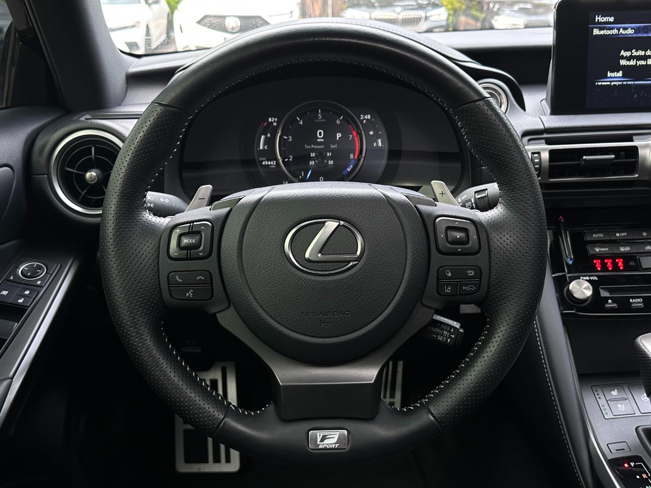 Lexus IS  2021