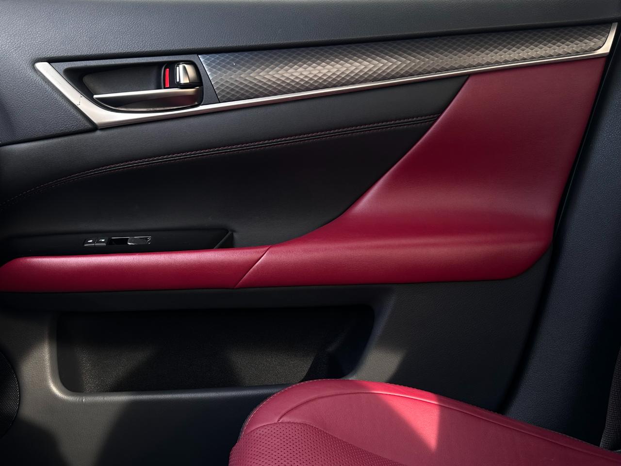 Lexus GS photo 35