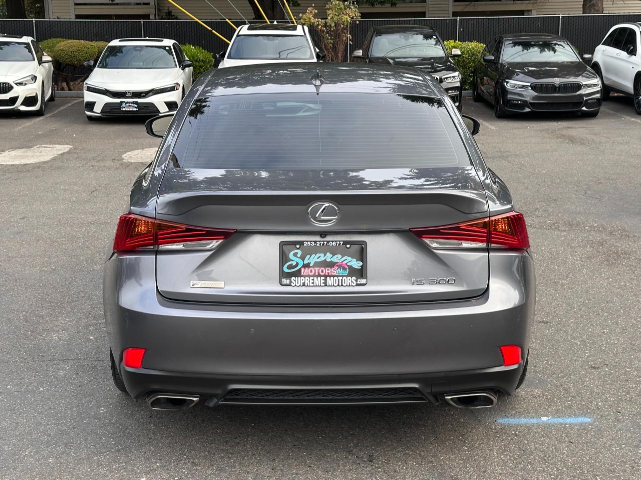 Lexus IS photo 14