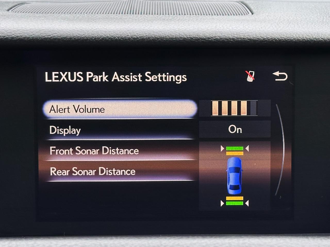 Lexus IS photo 24