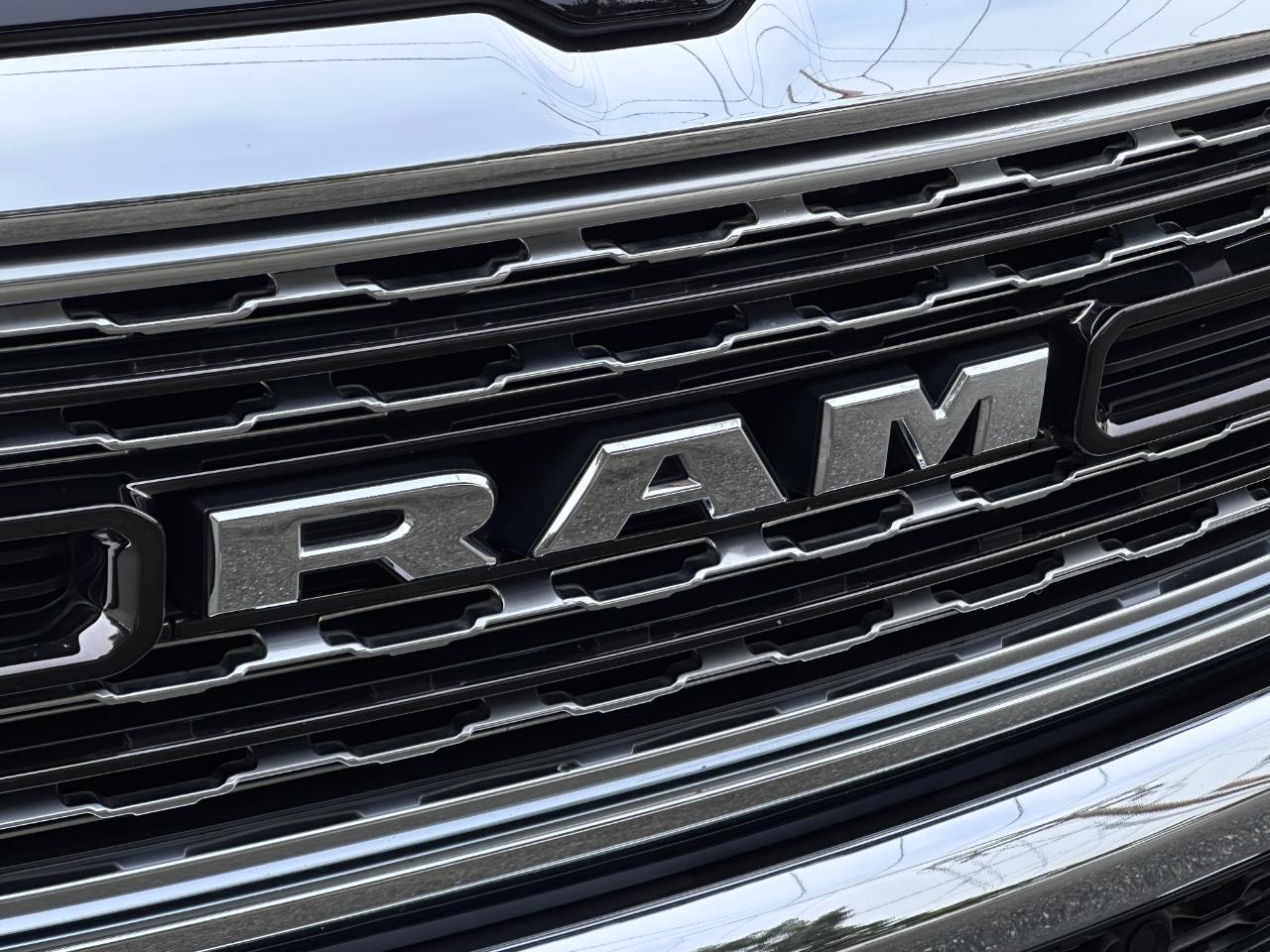 RAM 1500 Limited 4x4 Crew Cab 5'7" Box 2022
