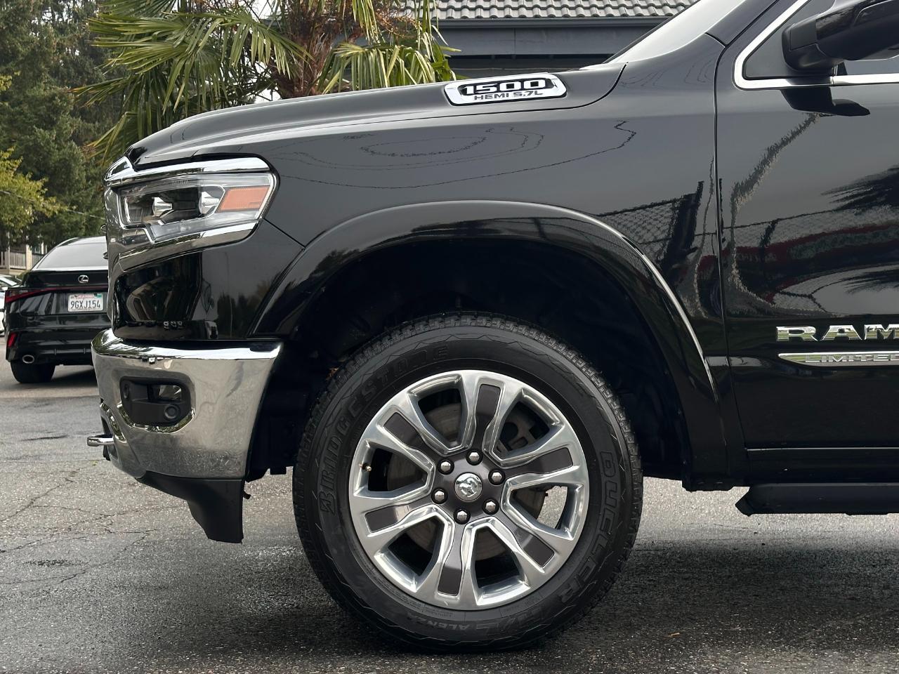 RAM 1500 Limited 4x4 Crew Cab 5'7" Box 2022
