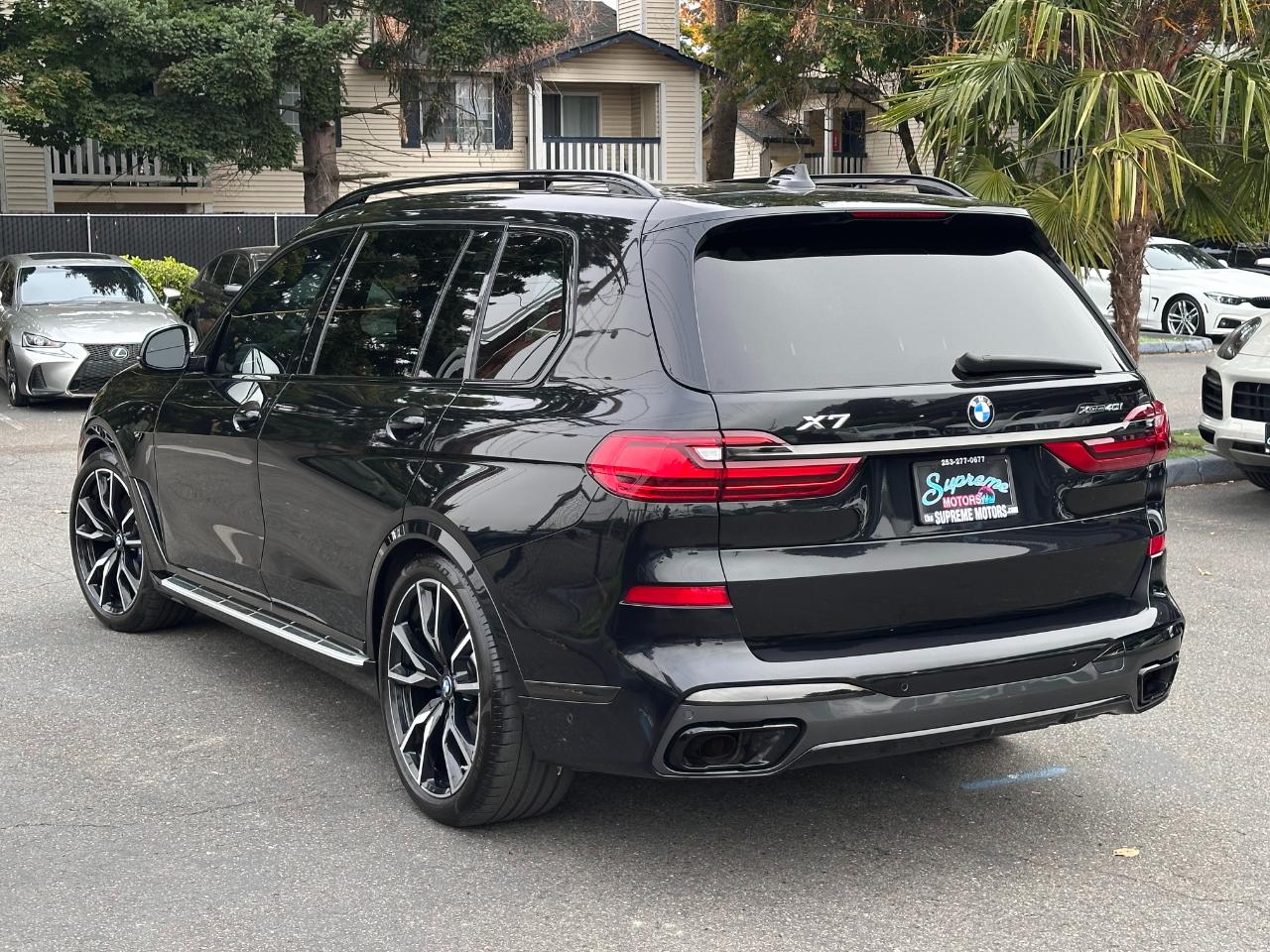 BMW X7 xDrive40i Sports Activity Vehicle 2021