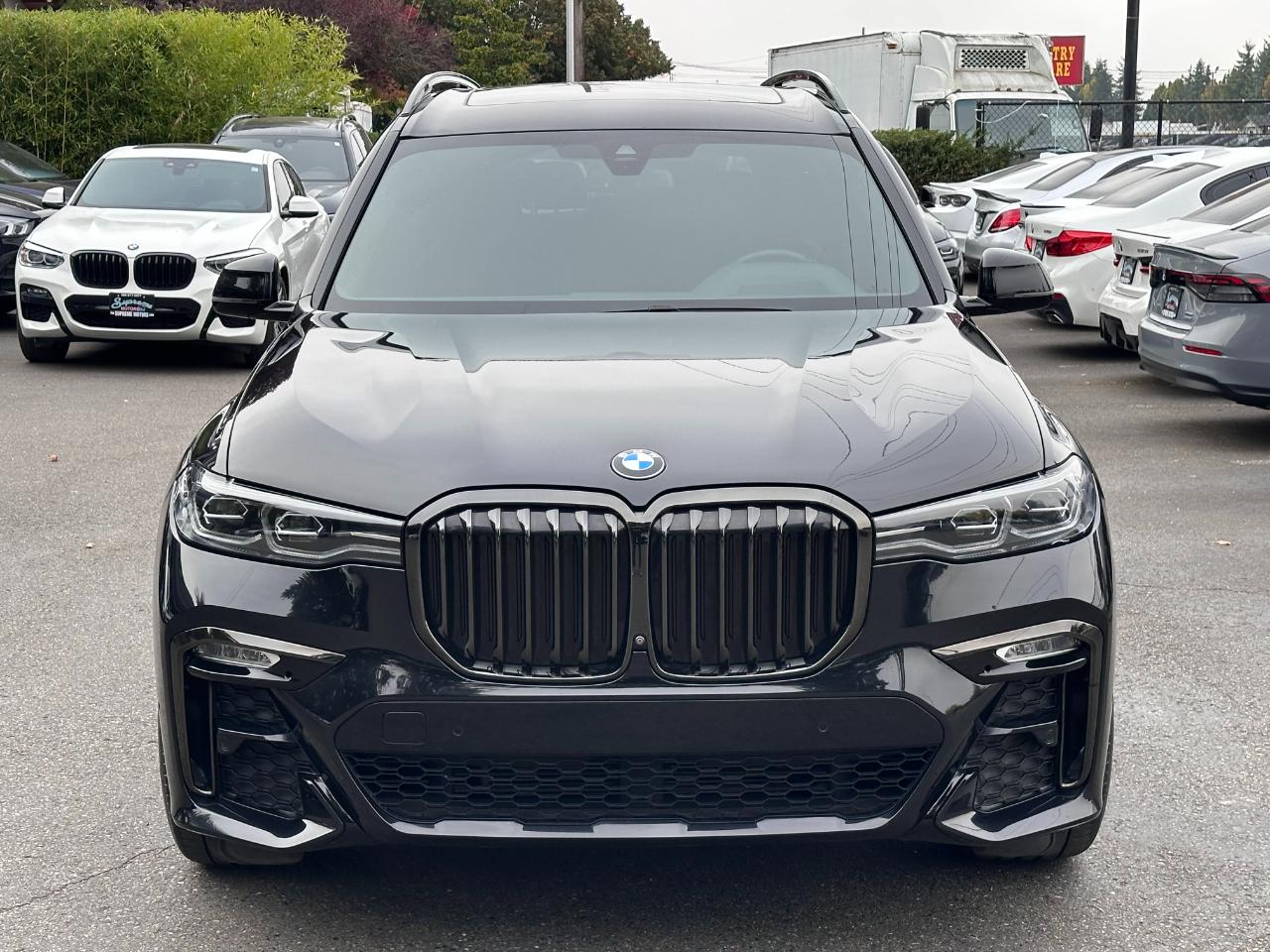 BMW X7 xDrive40i Sports Activity Vehicle 2021