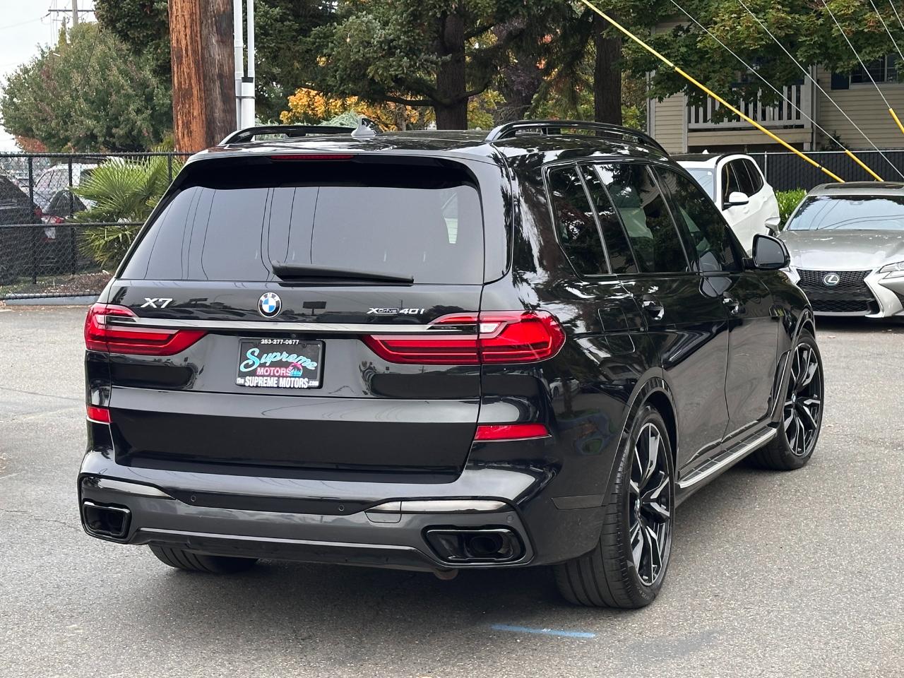 BMW X7 xDrive40i Sports Activity Vehicle 2021