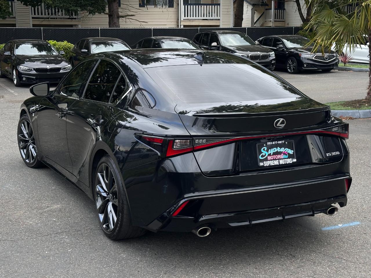 Lexus IS  2023