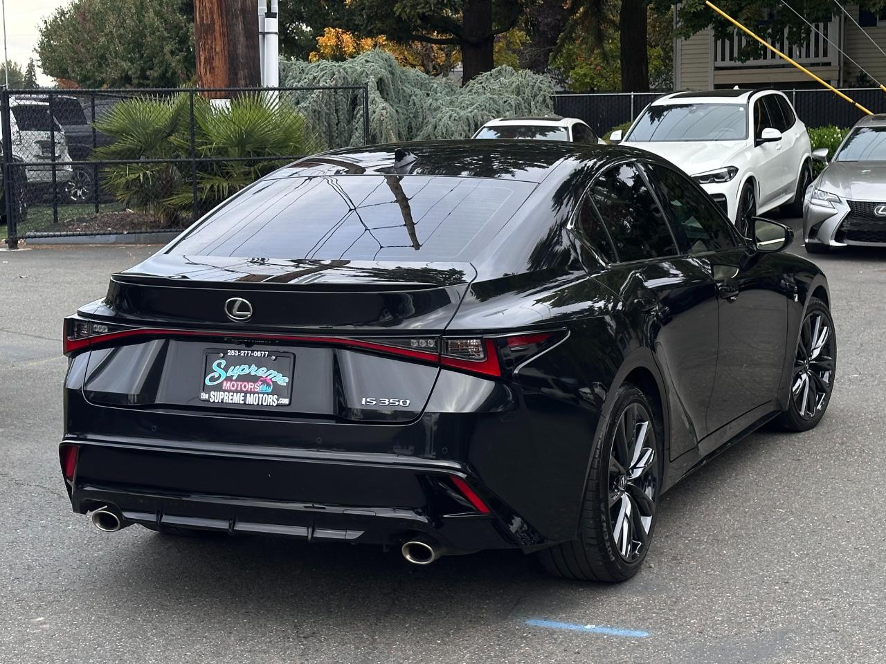 Lexus IS  2023