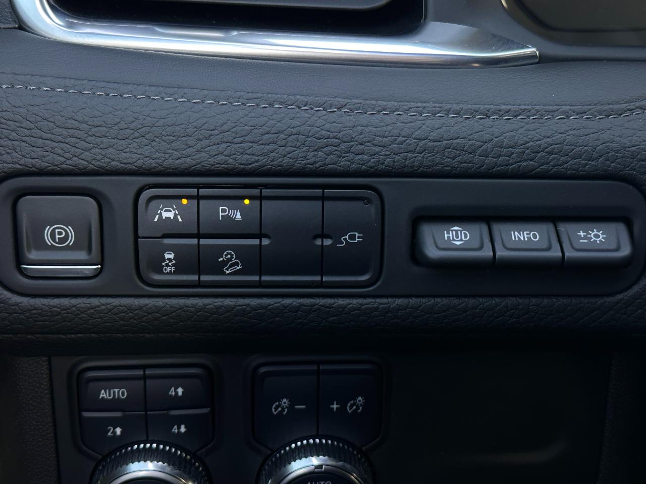 GMC Yukon photo 39