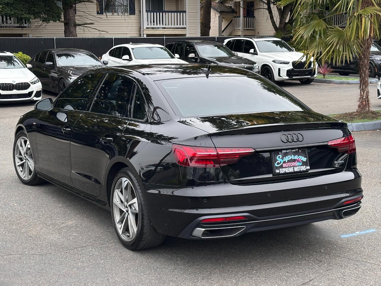 Audi A4 Sedan  2021