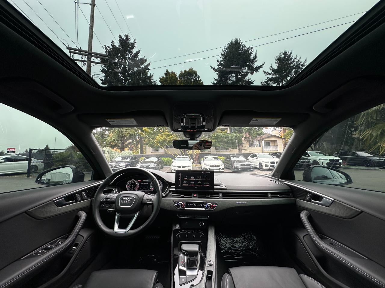 Audi A4 Sedan  2021